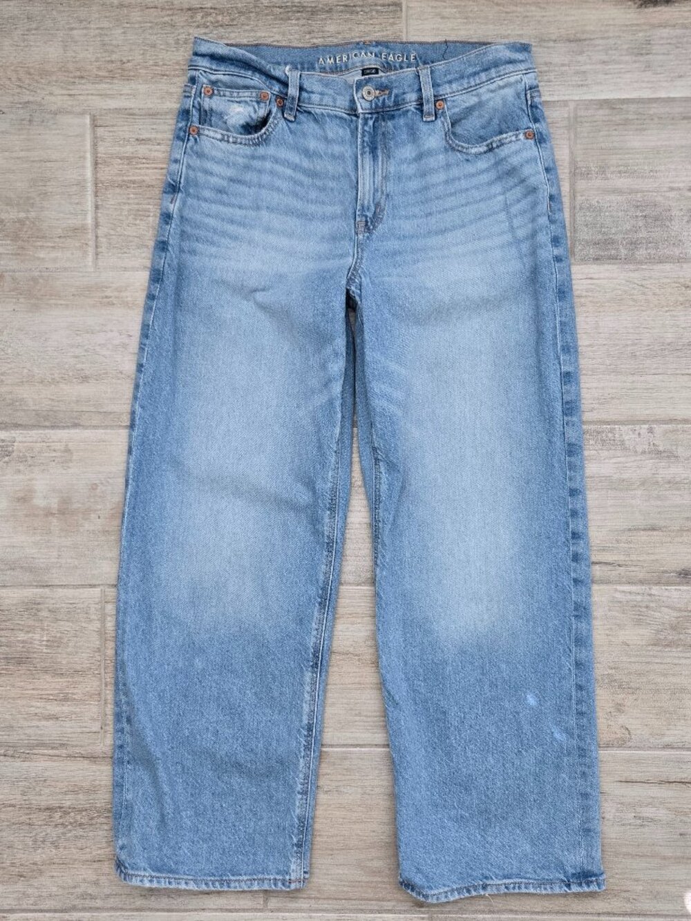 American Eagle Strigid Stovepipe Jeans Womens Light Wash Blue Relaxed 8 Short